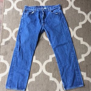 Levi’s 501.     40 x 34
